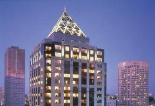 Chic Urban Hotel - Hip downtown retreat with sumptuous rooms with views and amentities abound...