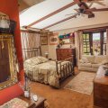 B&B Near Greenlake - Master Suite
